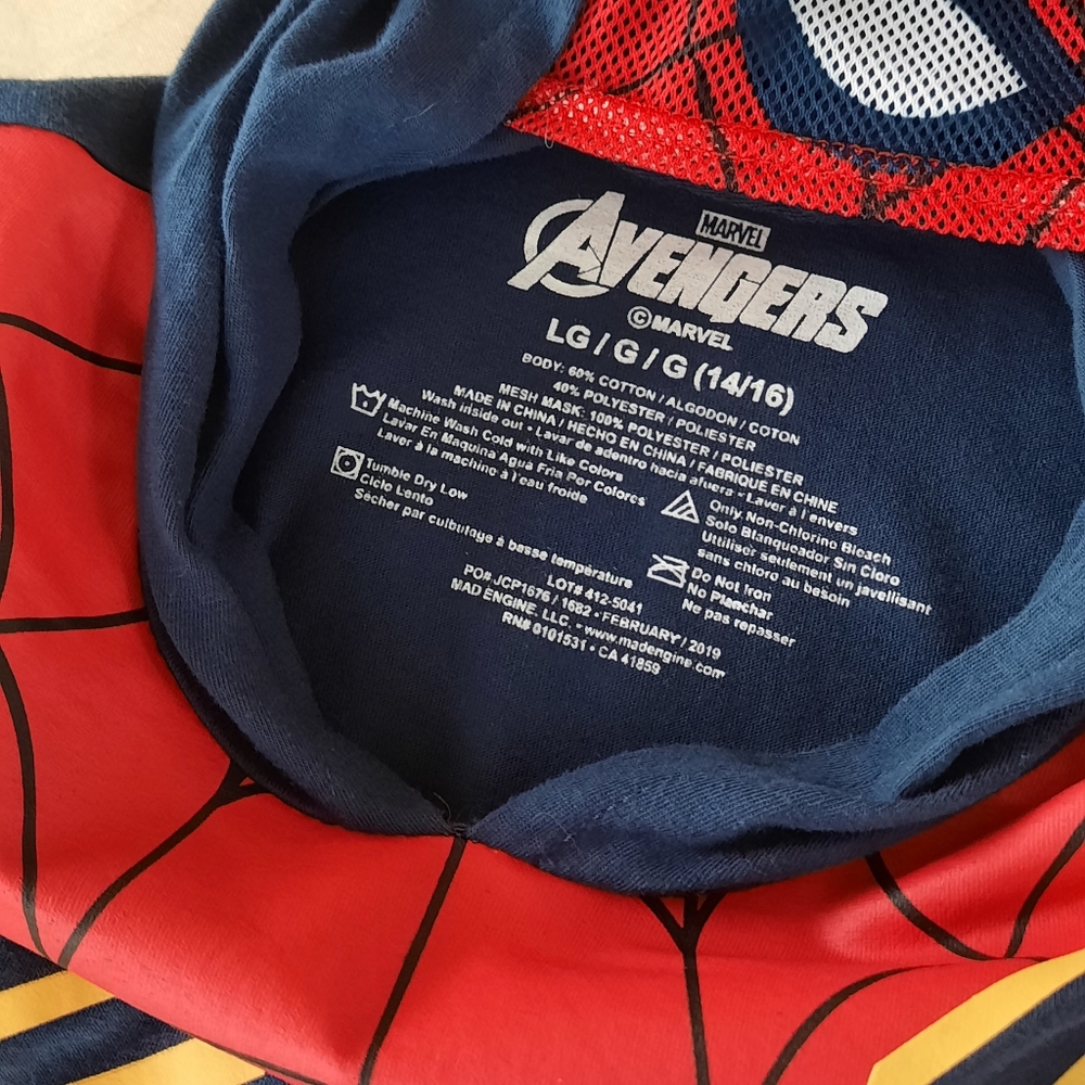 Marvel Iron Spider-Man Short Sleeve Mask Hoodie - Picture 4 of 8